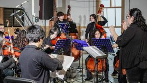 Trenzando Puntos de Fuga: Un viaje cultural por Valparaíso