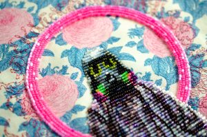 Arte textil: Un reflejo de la violencia y la memoria colectiva
