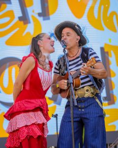Caleuchístico: Descubre el Concierto Familiar que Encanta a Todos