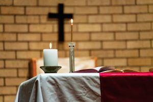 Sacerdote fallecido en Guayaquil: un trágico accidente en la misa