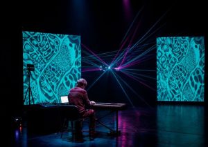 Fuera de Campo: La Conexión Entre Sonido y Tecnología que Fascina
